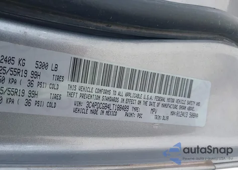 2020 Dodge Journey Crossroad z USA, uszkodzony, nr VIN 3C4PDCGB4LT188489